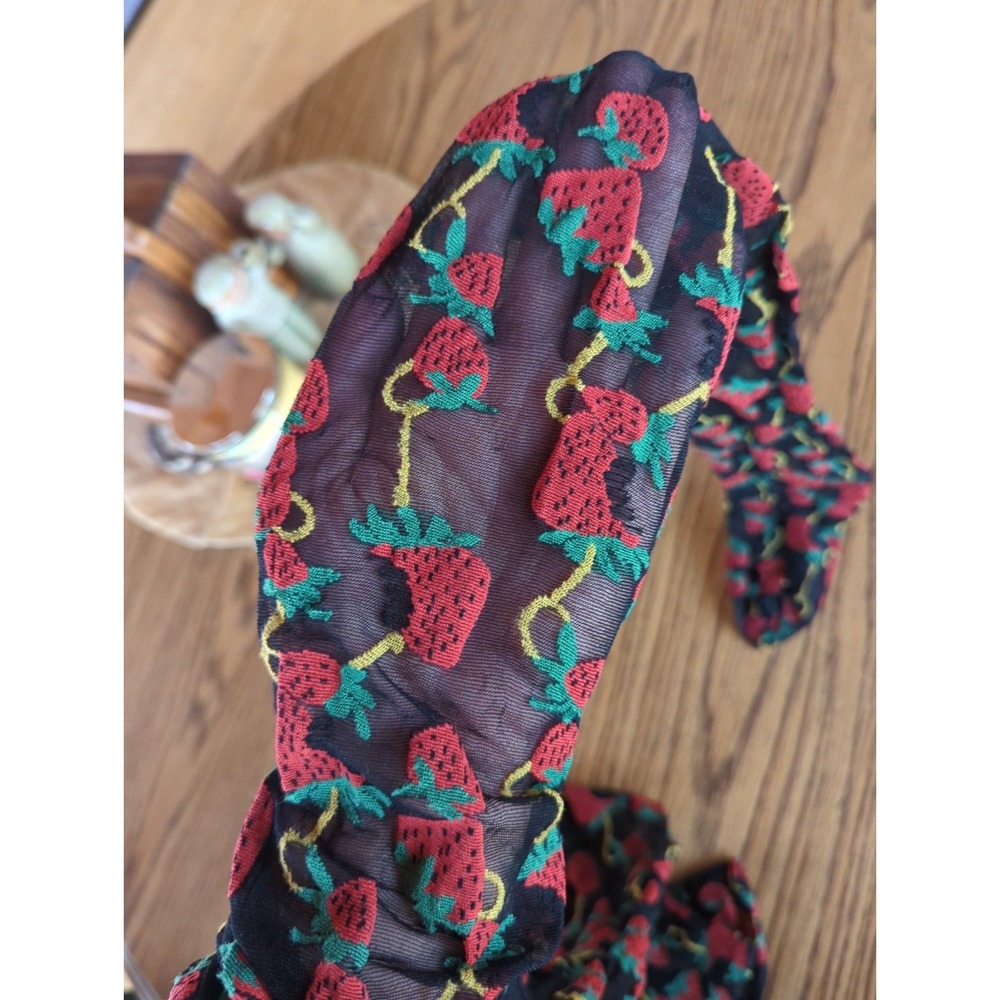 Authentic GUCCI Black Strawberry HORSEBIT FRAISE Tights Stockings S Please Read! - Picture 15 of 16